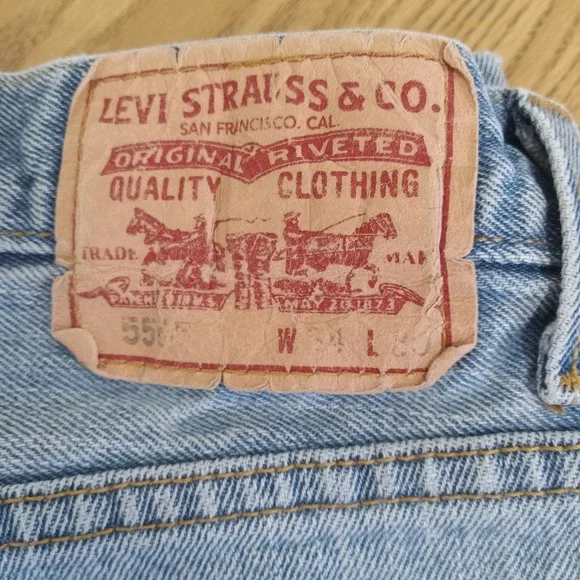 Levi Strauss 550 Mens Y2K Relaxed Fit Light Wash Denim Jeans W34 L30 - Picture 2 of 7